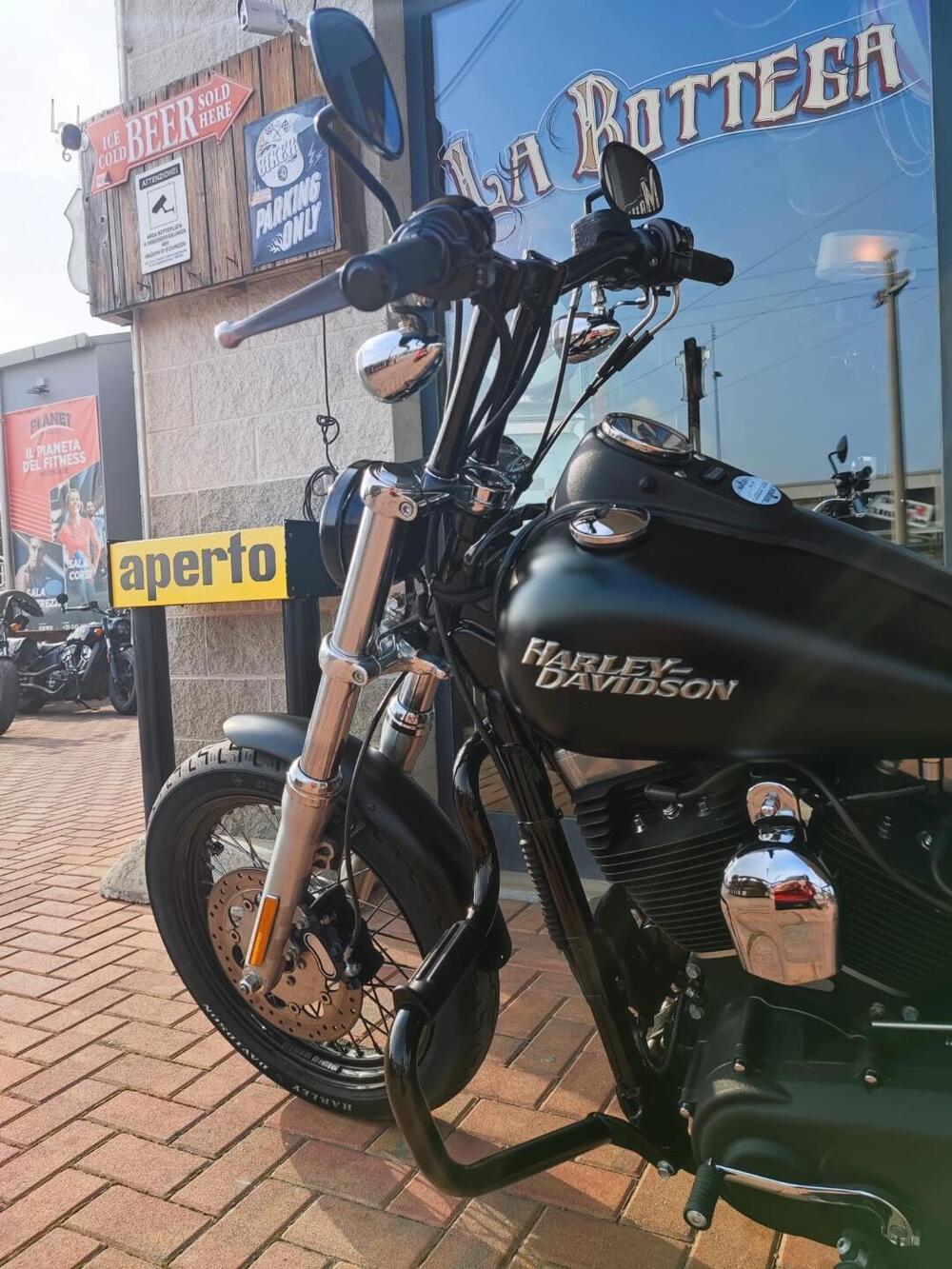 Harley-Davidson 1584 Street Bob (2008 - 15) - FXDB (4)