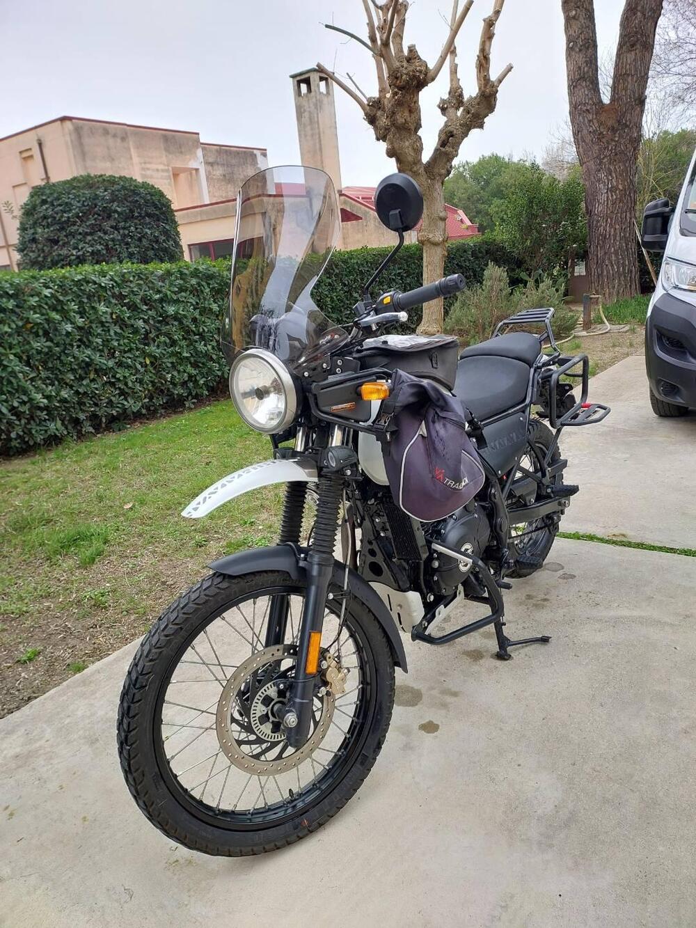 Royal Enfield Himalayan 411 (2017 - 20) (2)