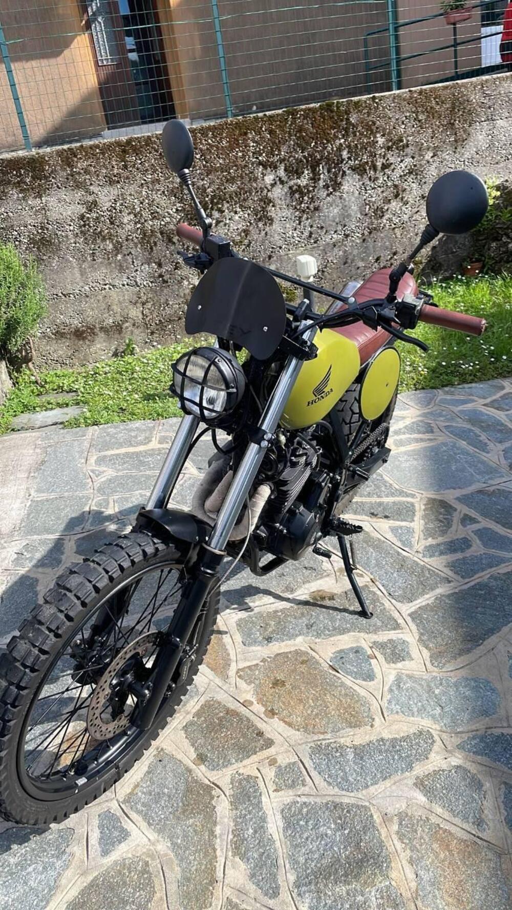 Honda NX 650 Dominator (1988 - 90) (2)