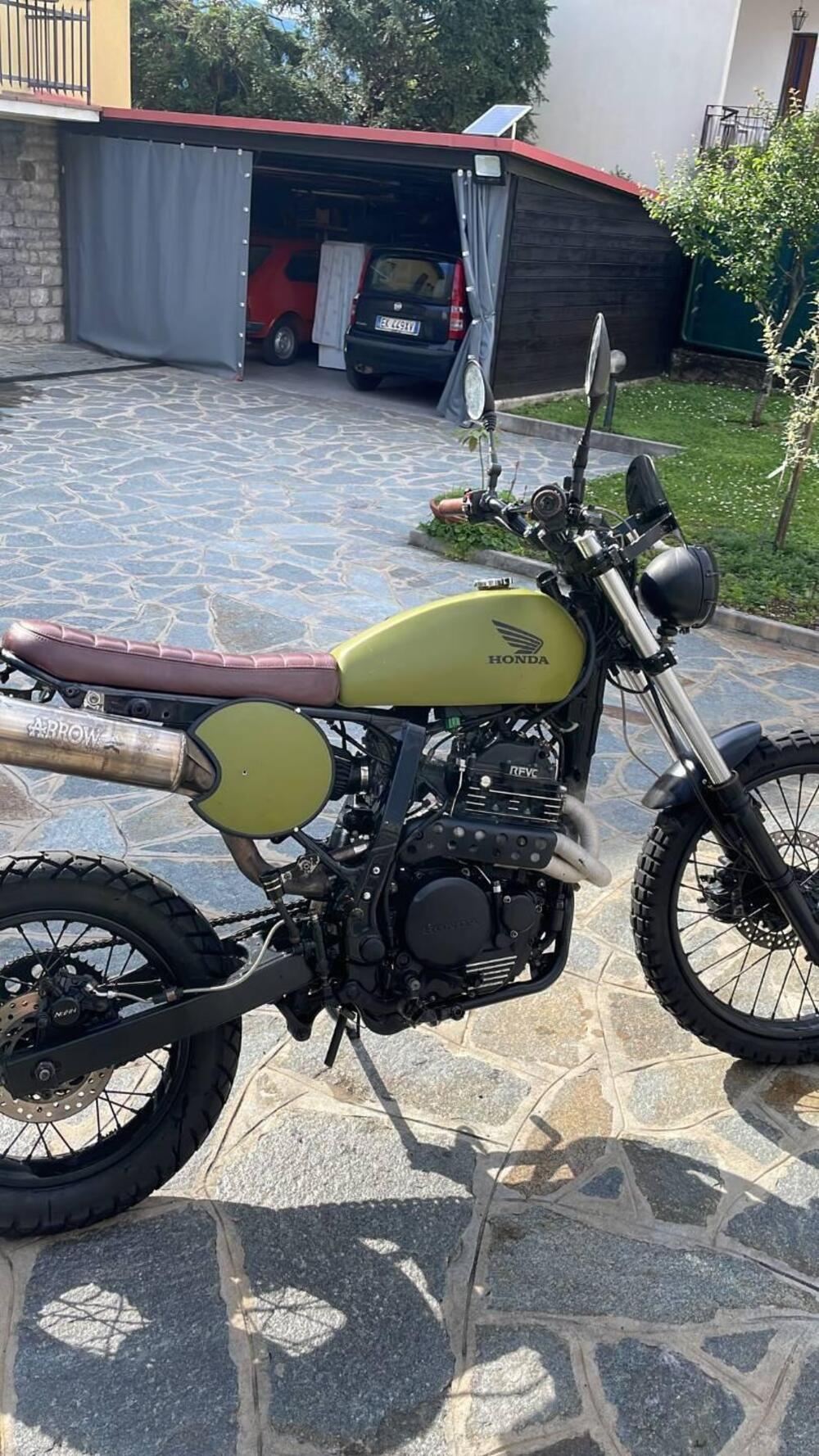 Honda NX 650 Dominator (1988 - 90) (4)