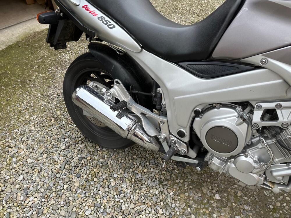 Yamaha TDM 850 (1996 - 01) (2)