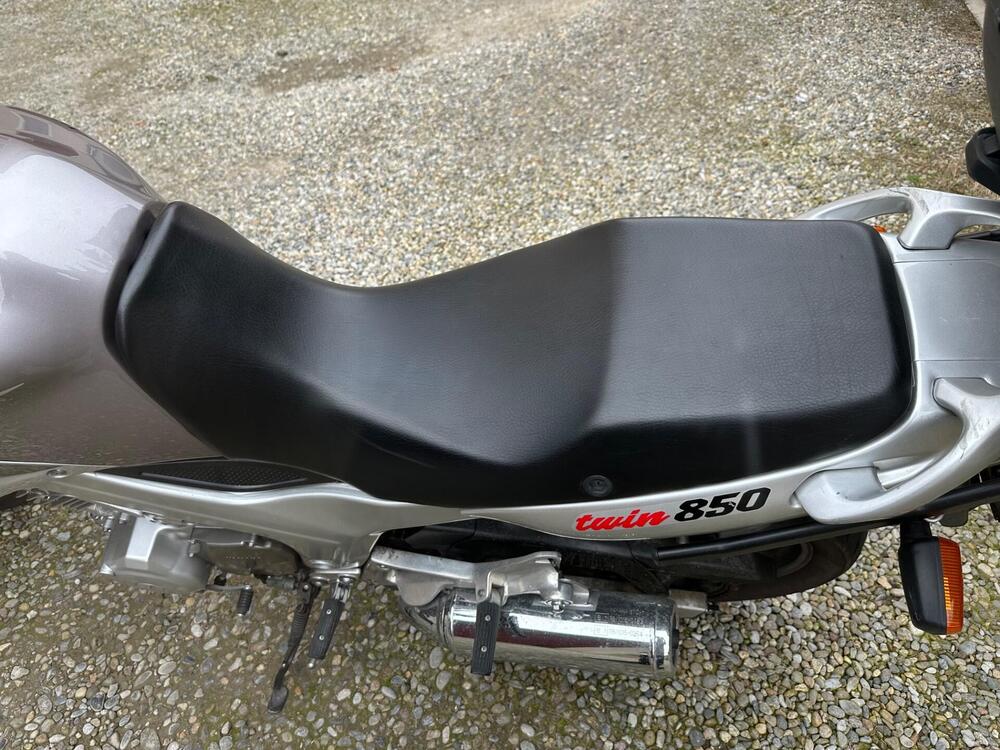 Yamaha TDM 850 (1996 - 01) (13)