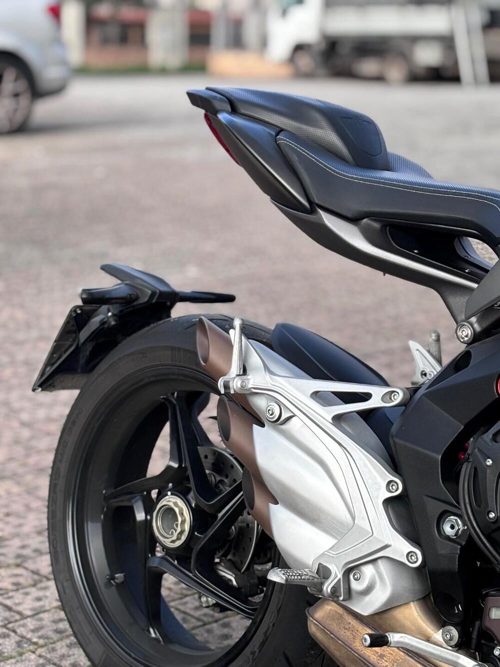 MV Agusta Brutale 800 EAS ABS (2016 - 19) (5)
