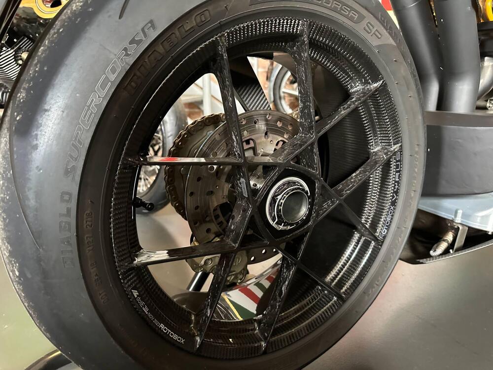 Vyrus Alyen 988 (2020 - 26) (10)