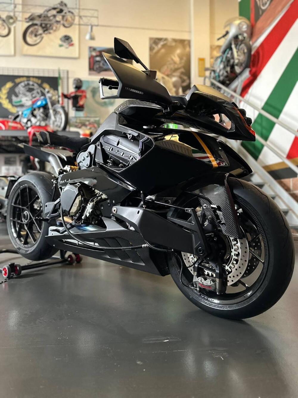 Vyrus Alyen 988 (2020 - 26) (13)