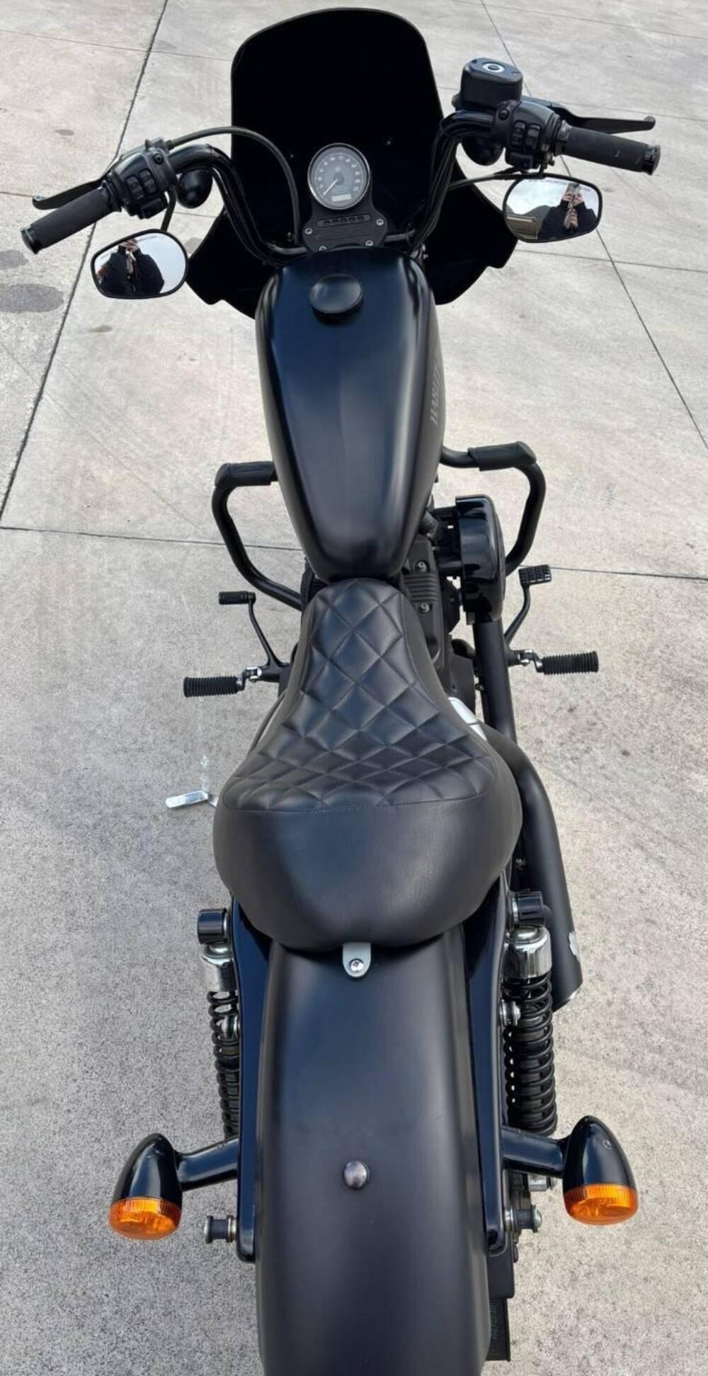 Harley-Davidson 883 Iron (2014 - 16) - XL 883N (2)