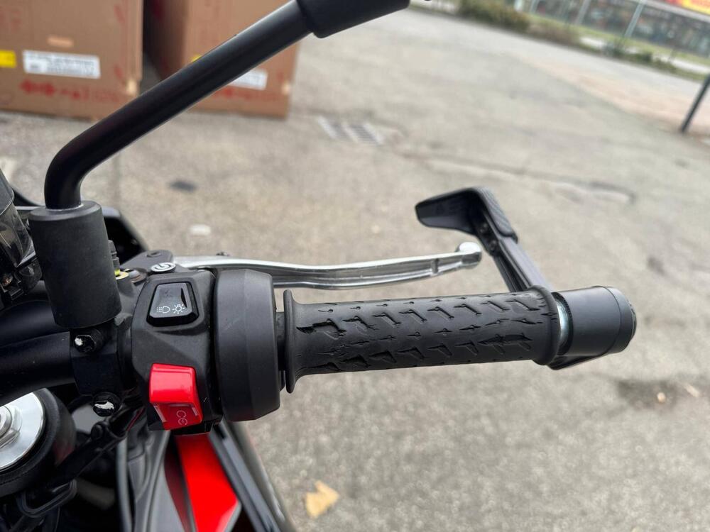 Aprilia Tuono 660 Factory (2022 - 24) (17)