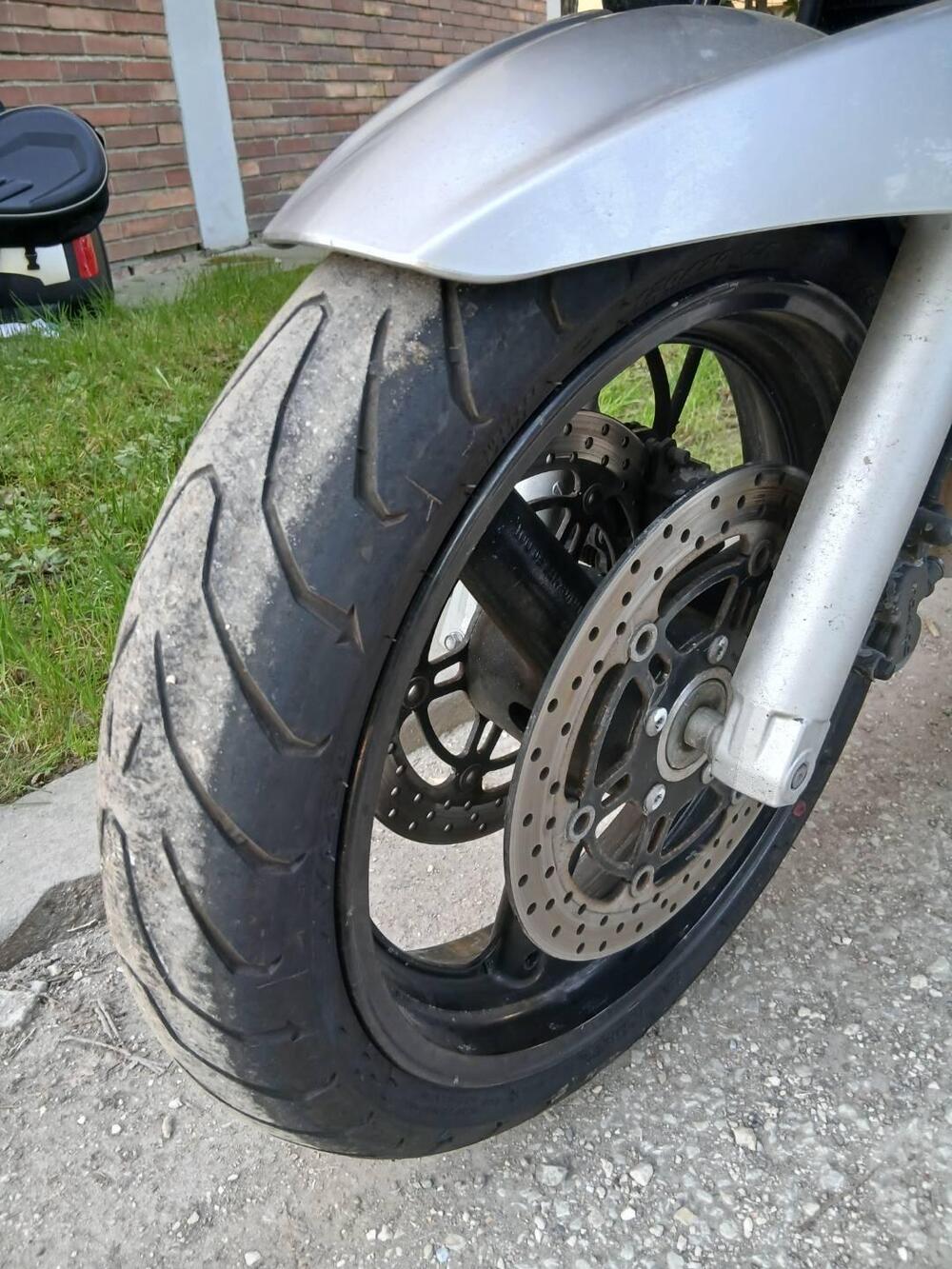 Suzuki GSF 650 Bandit S (2005 - 06) (2)