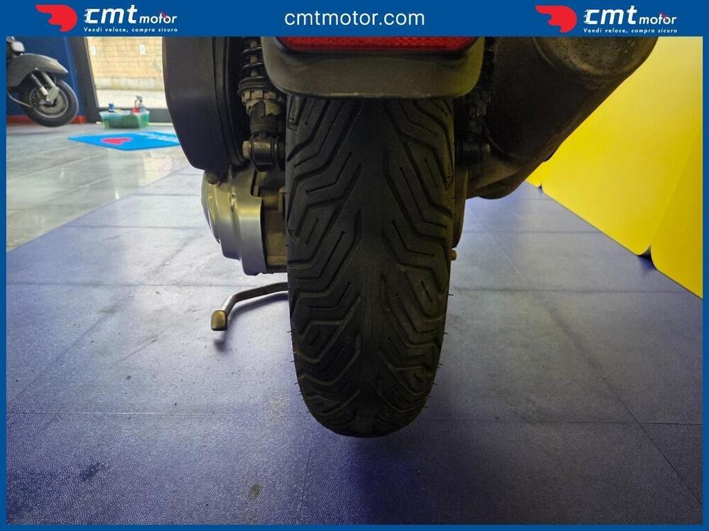 Piaggio Beverly 300 i.e. (2010 - 16) (8)