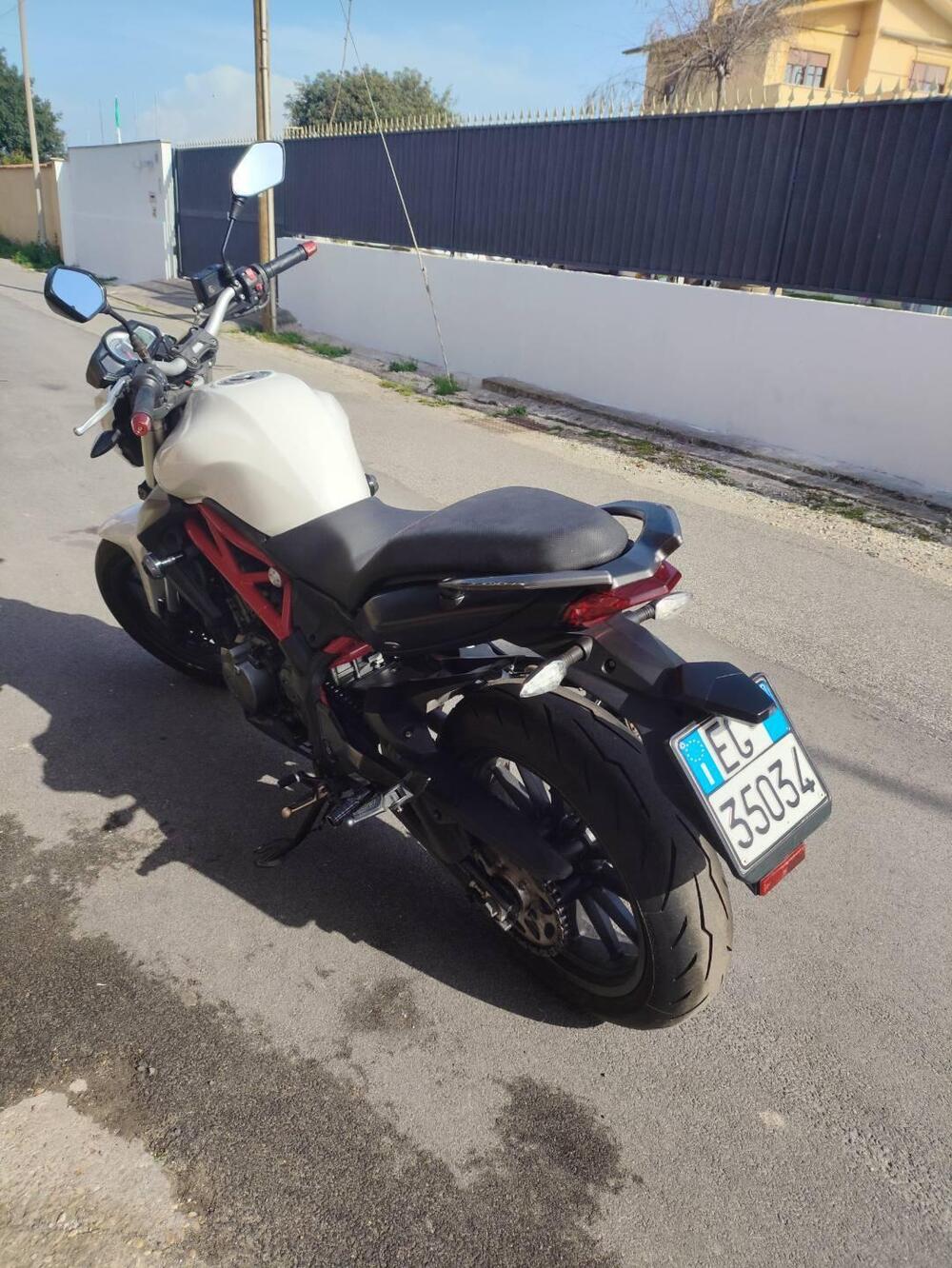 Benelli BN 302 (2014 - 16) (4)