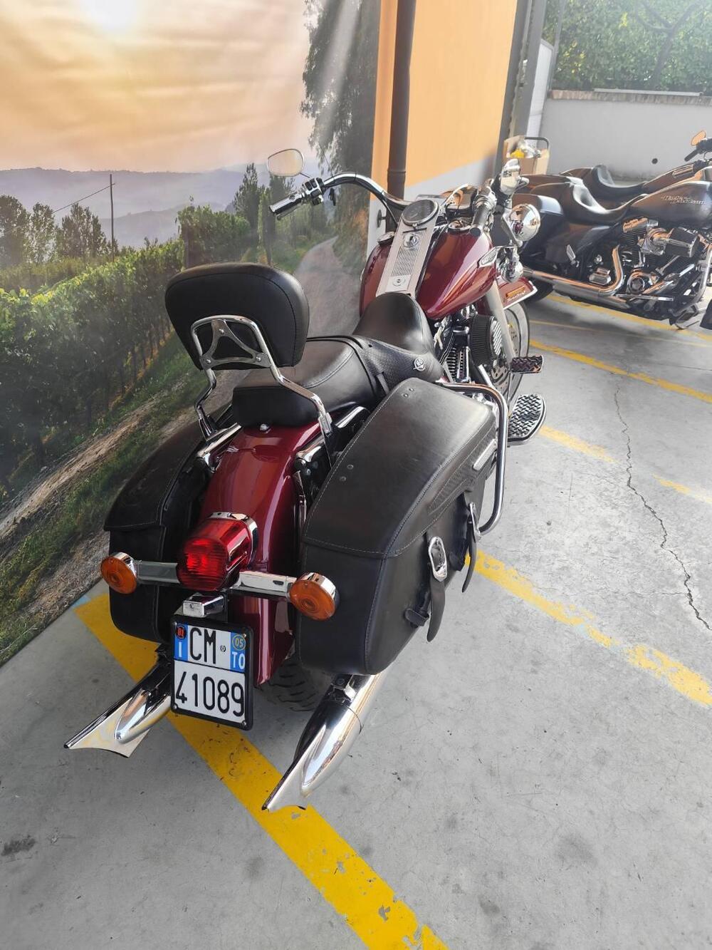 Harley-Davidson 1450 Road King Classic (2003 - 05) - FLHRCI (5)