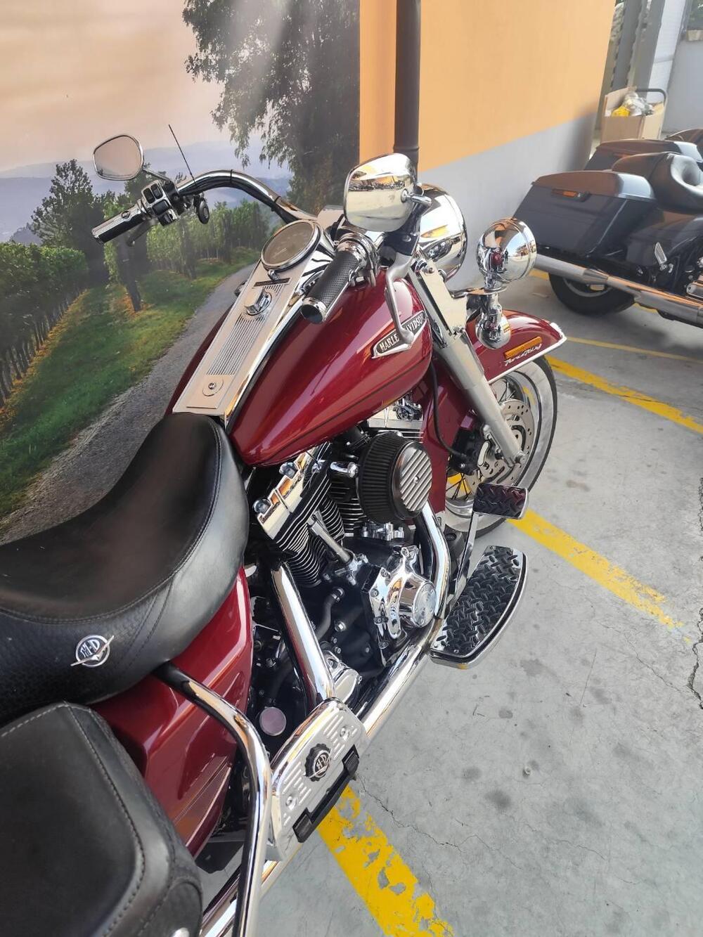 Harley-Davidson 1450 Road King Classic (2003 - 05) - FLHRCI (6)