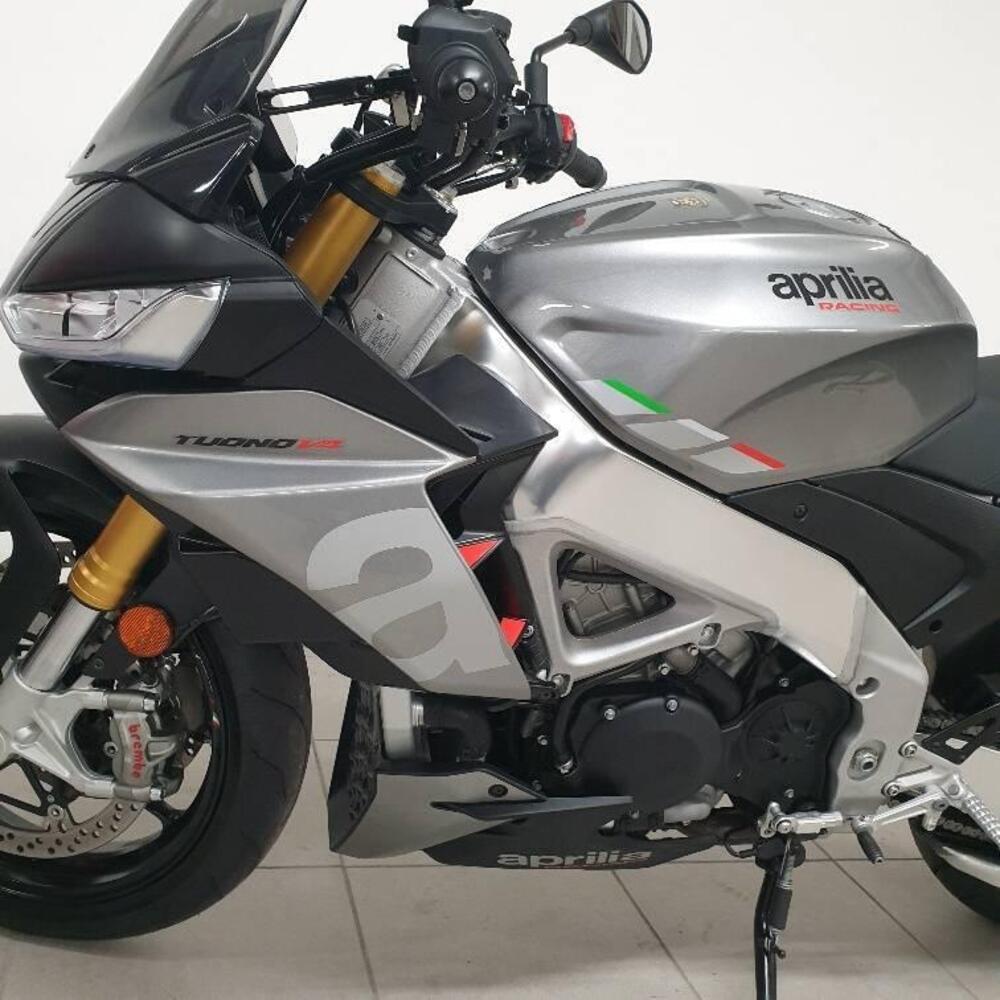 Aprilia Tuono V4 (2021 - 24) (2)