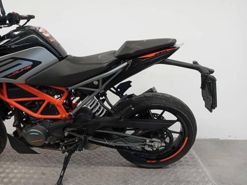 KTM 125 Duke (2021 - 23) (5)