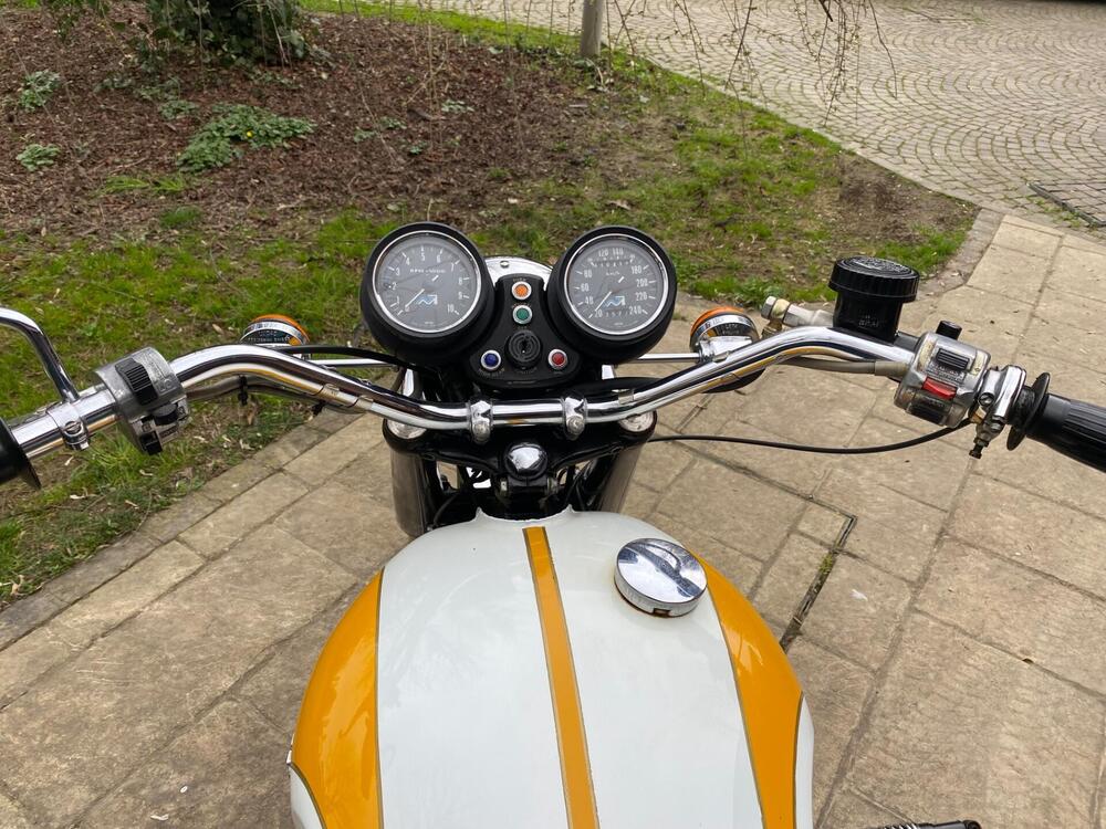 Triumph Trident T160 (2)