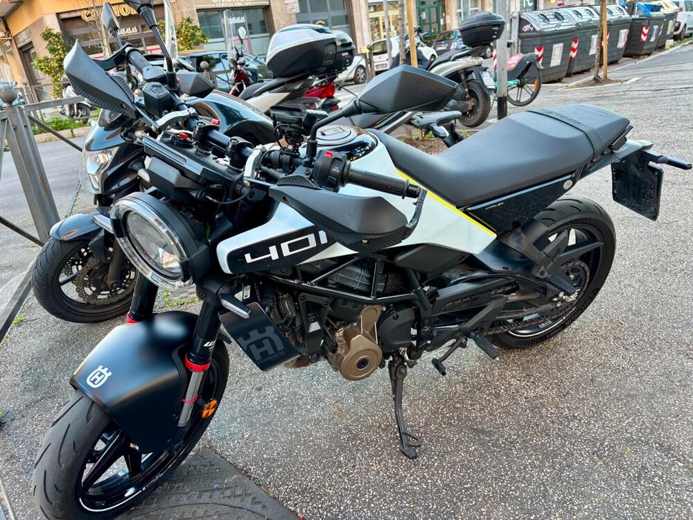 Husqvarna Vitpilen 401 (2024 - 26) (2)