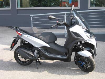 Piaggio MP3 310 Sport (2025 - 26) usata