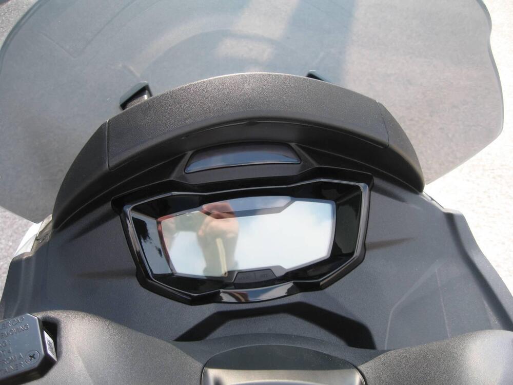 Piaggio MP3 310 Sport (2025 - 26) (6)