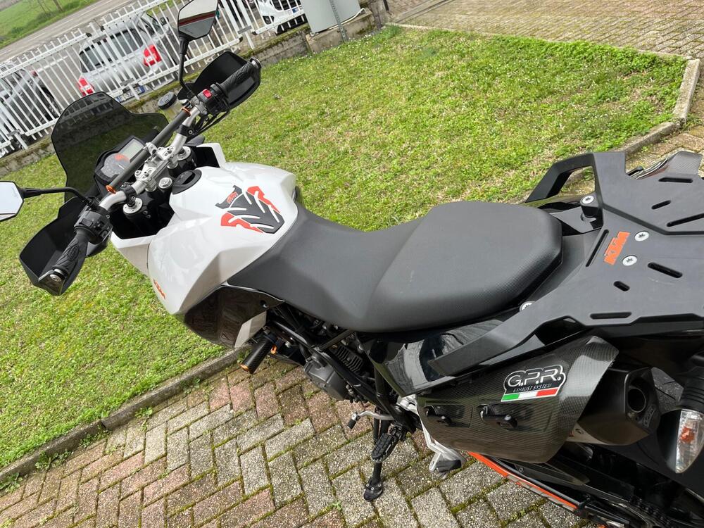 KTM 990 Supermoto T ABS (2011 - 13) (11)