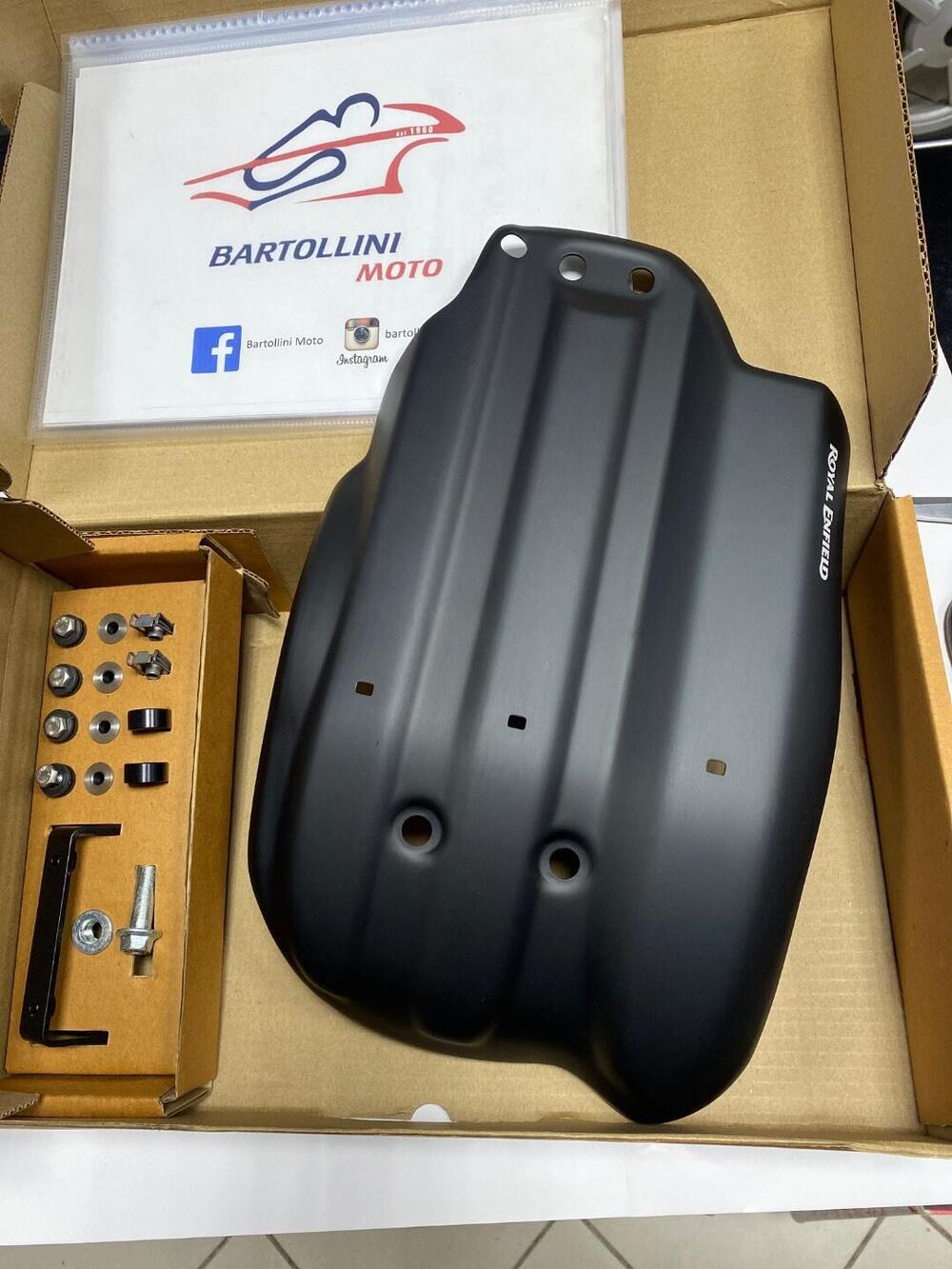 Paracolpi sotto motore nero Guerrilla 450 Royal Enfield