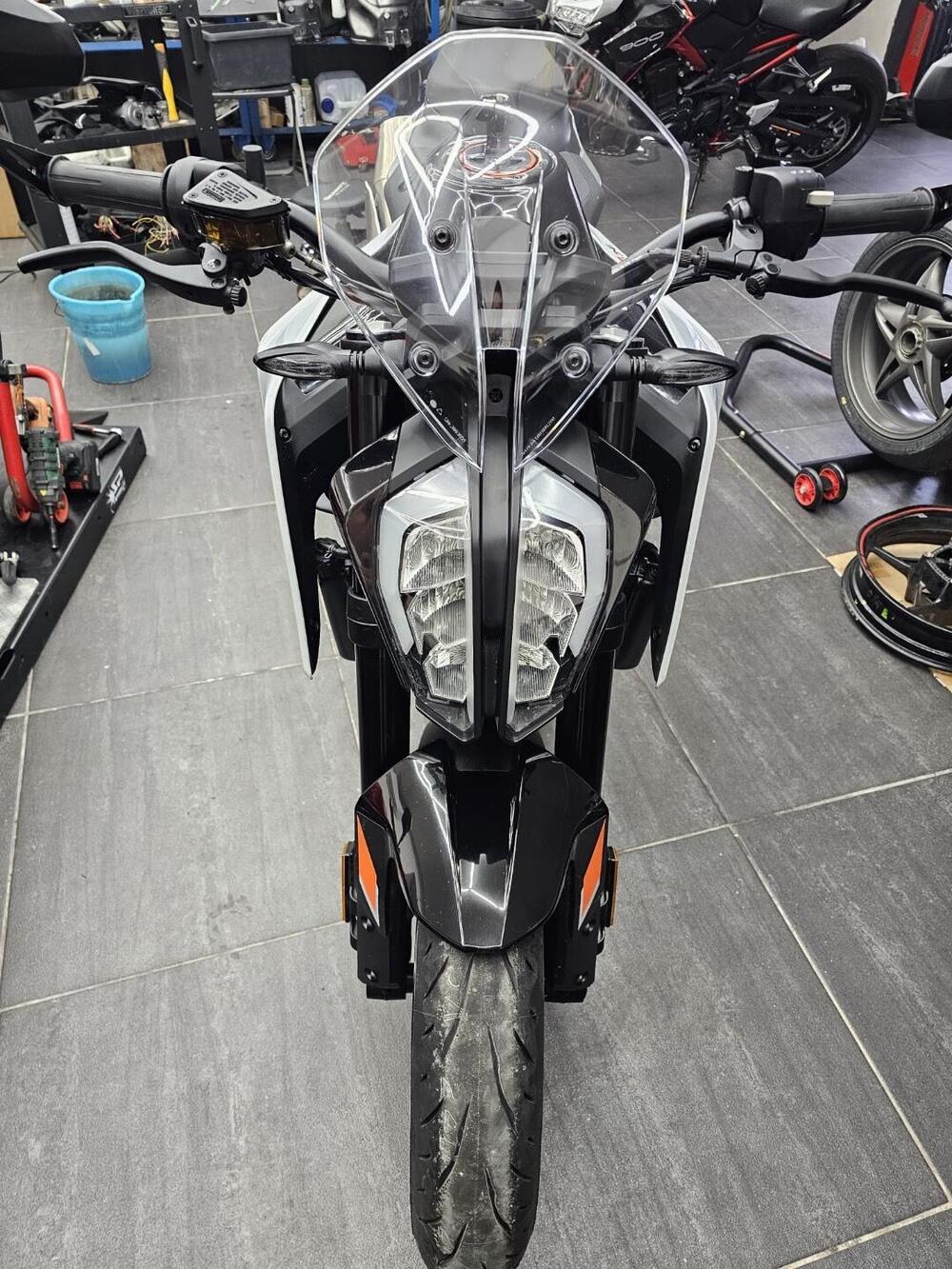 KTM 790 Duke L (2023 - 24)