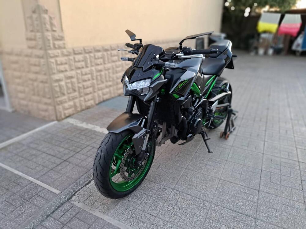 Kawasaki Z 900 (2021 - 24) (4)