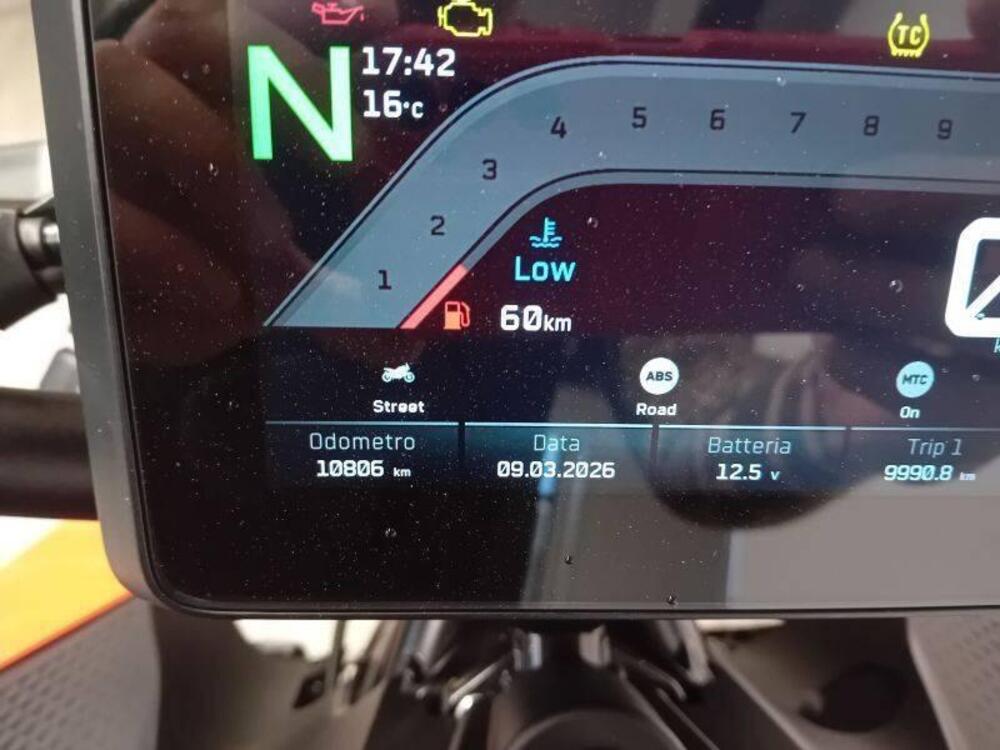 KTM 990 Duke (2024 - 26) (3)