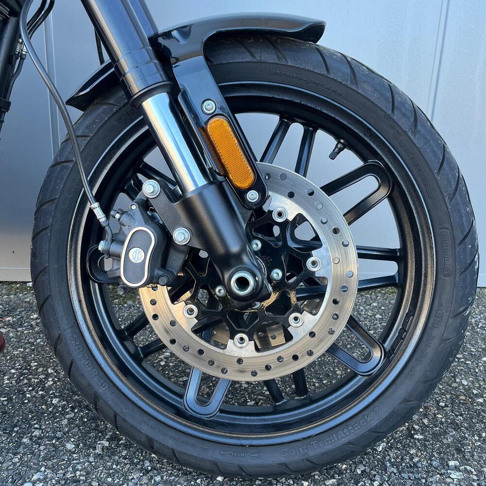 Harley-Davidson 1200 Roadster (2016 - 2017) - XL 1200R (14)