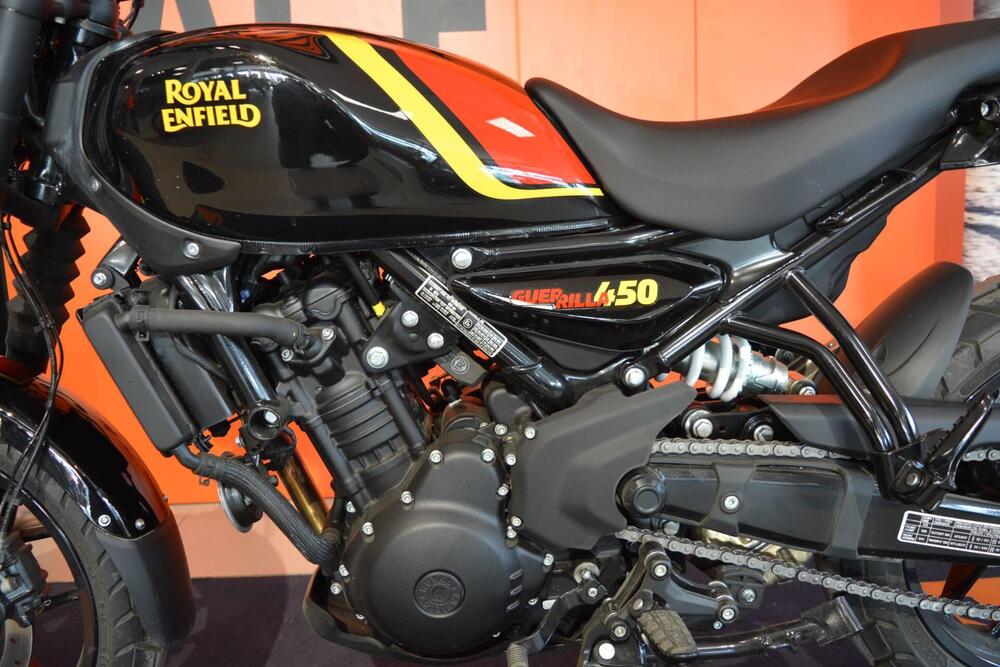 Royal Enfield Guerrilla 450 (2024 - 26) (16)