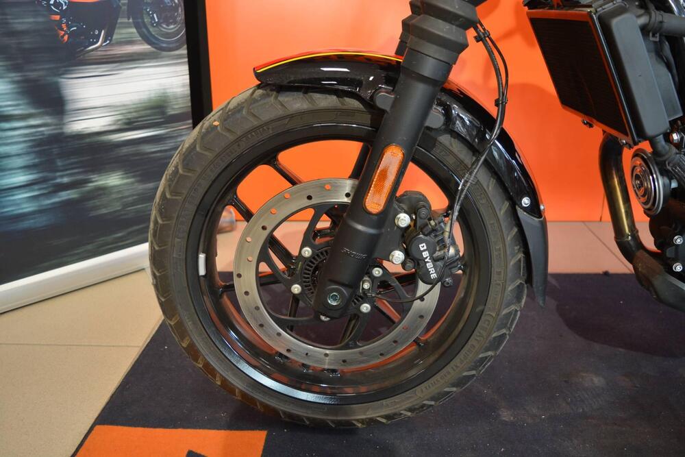 Royal Enfield Guerrilla 450 (2024 - 26) (15)