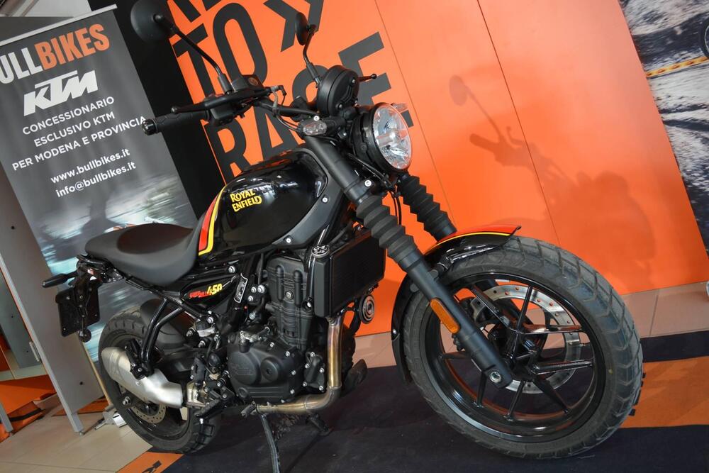 Royal Enfield Guerrilla 450 (2024 - 26) (3)