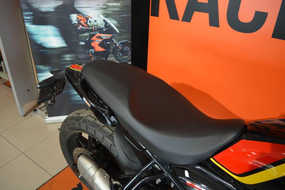 Royal Enfield Guerrilla 450 (2024 - 26) (9)