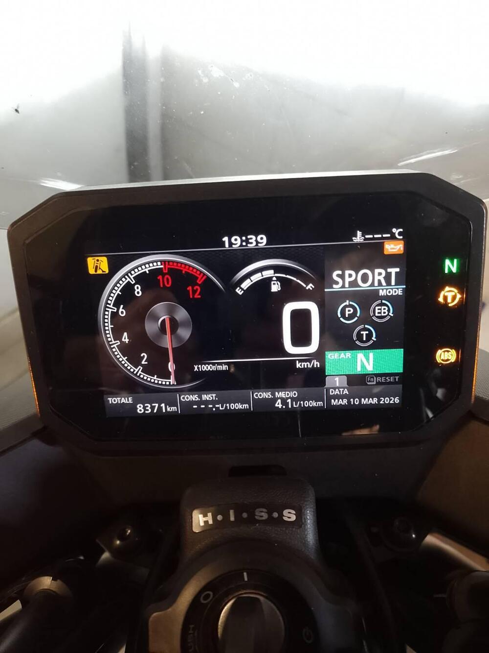 Honda CB 750 Hornet (2023 - 24) (3)