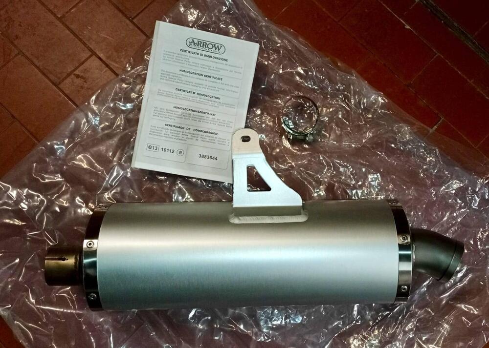 Accessori Honda Africa Twin 1000 2016-2019 Arrow, Plastic Bike, CMT, Boano, Pro Bolt, Givi (2)