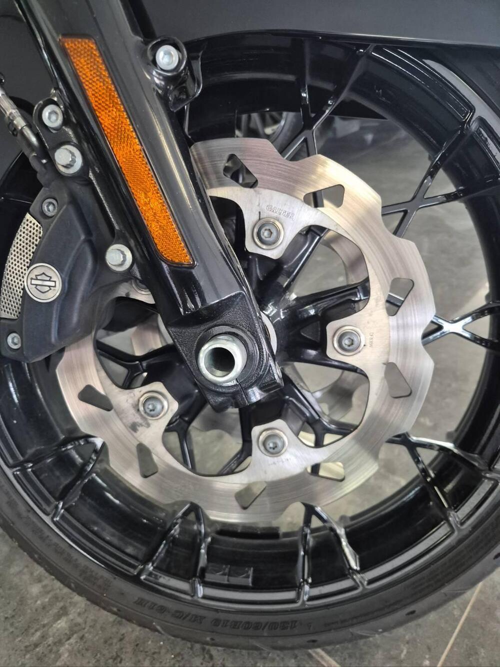 Harley-Davidson Street Glide Special (2021 - 23) (12)