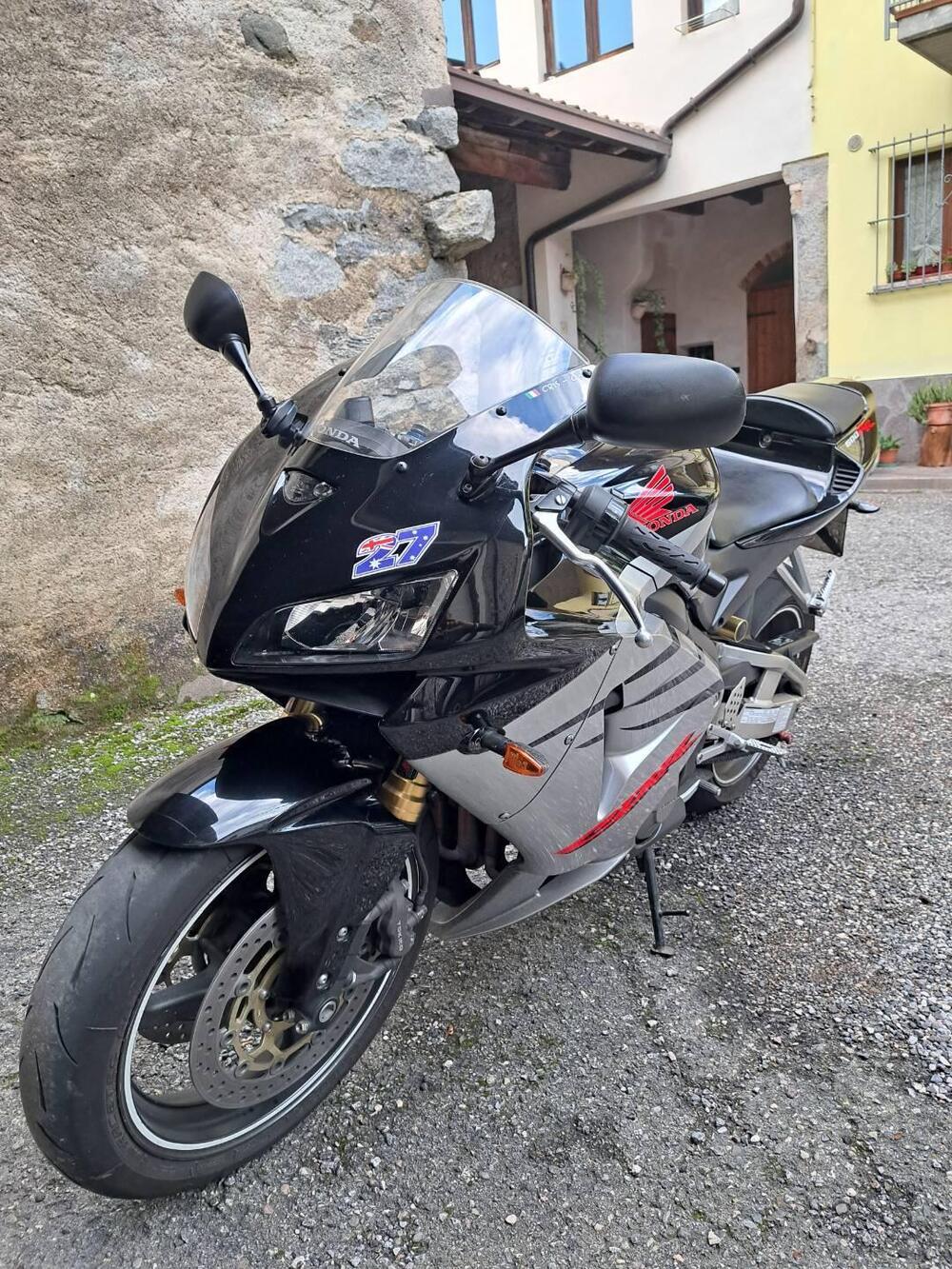 Honda CBR 600 RR (2005 - 06) (2)