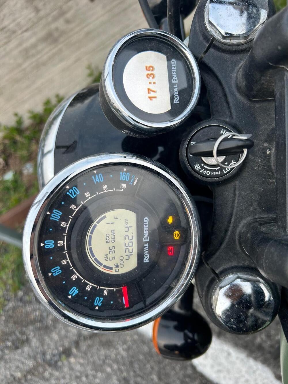 Royal Enfield Meteor 350 (2021 - 26) (3)