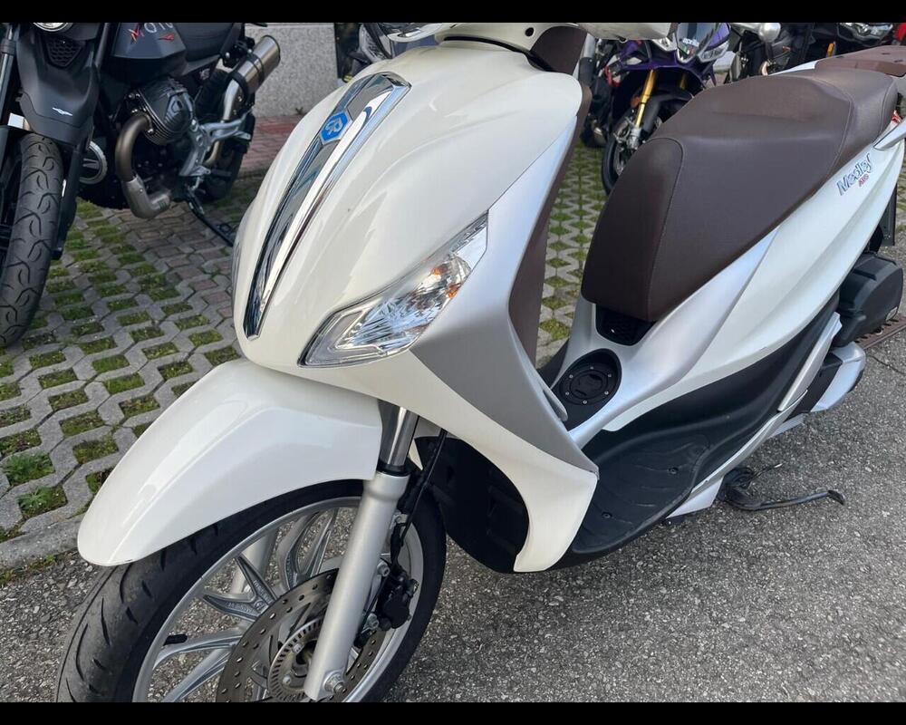 Piaggio Medley 125 ABS (2016 - 19) (9)