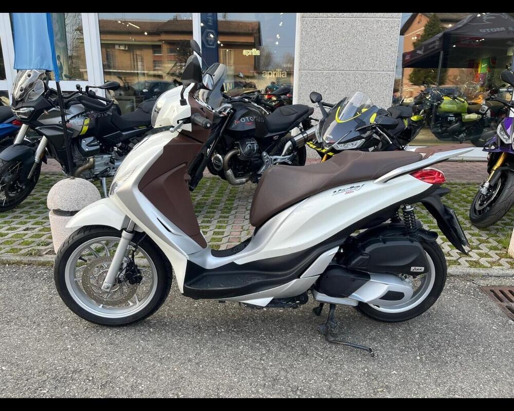 Piaggio Medley 125 ABS (2016 - 19) (8)