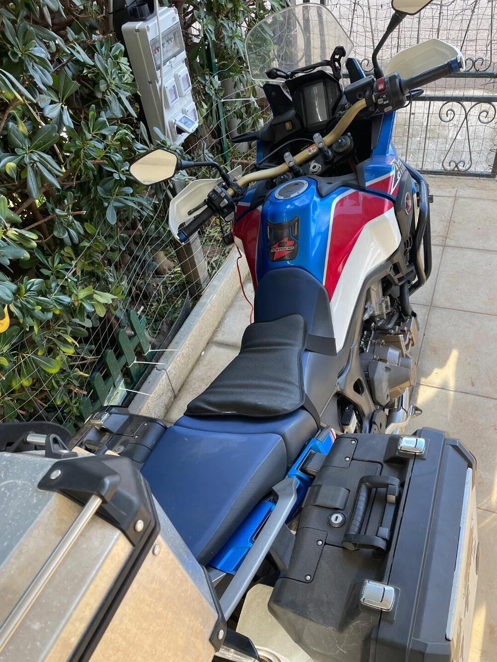 Honda Africa Twin CRF 1000L DCT (2018 - 19) (2)