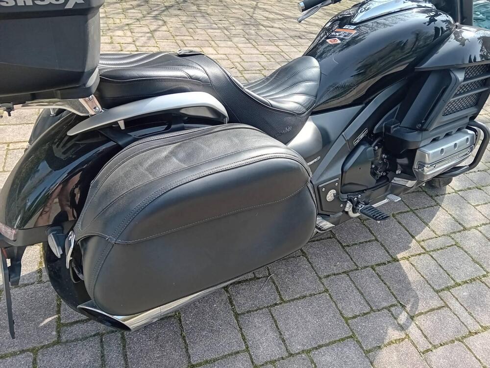 Honda GL 1800 F6C ABS (2014 - 16) (5)