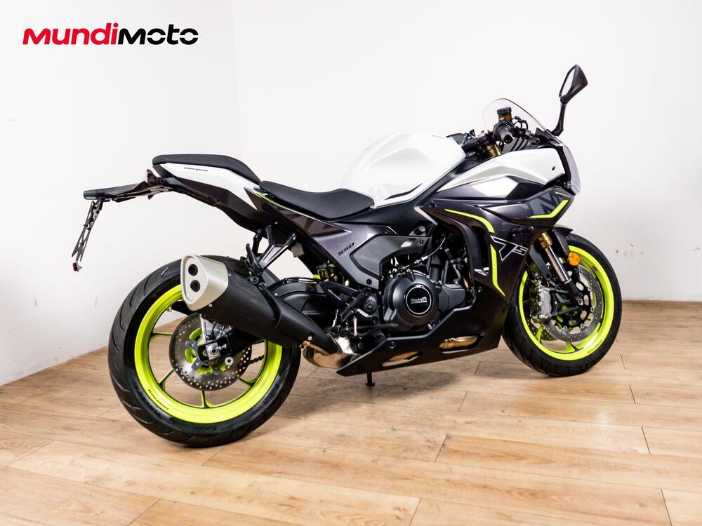 Benelli Tornado 650 S (3)