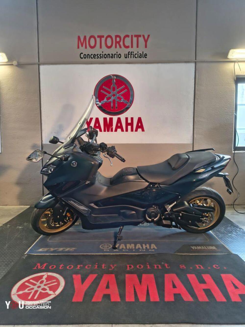 Yamaha T-Max 560 Tech Max (2022 - 24) (4)