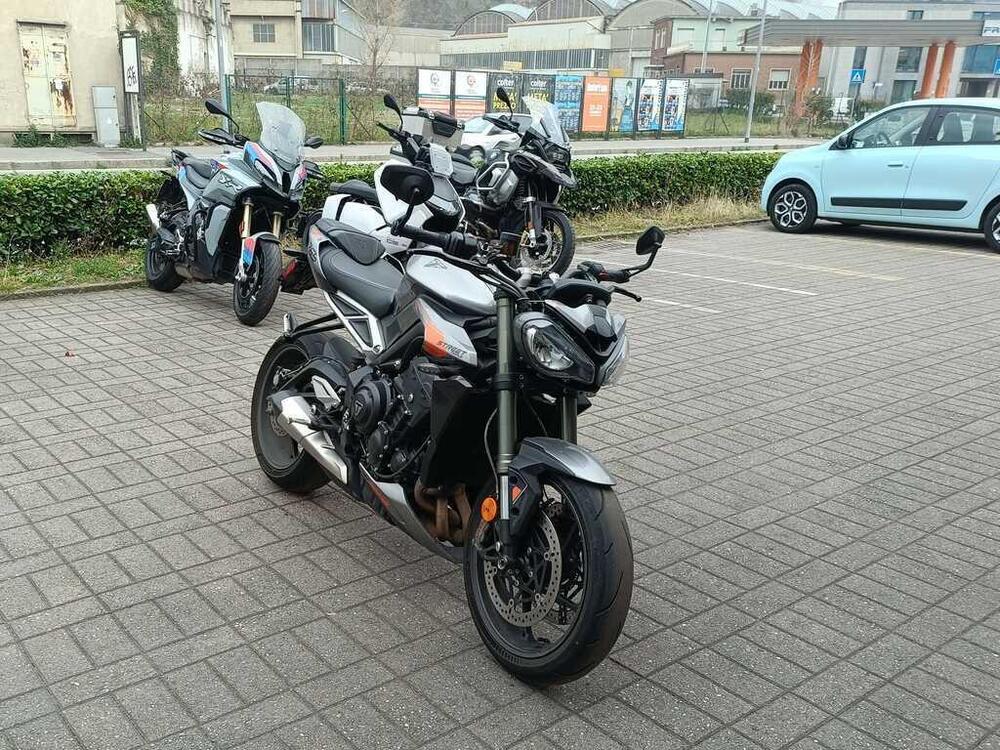 Triumph Street Triple 765 RS (2023 - 26) (4)