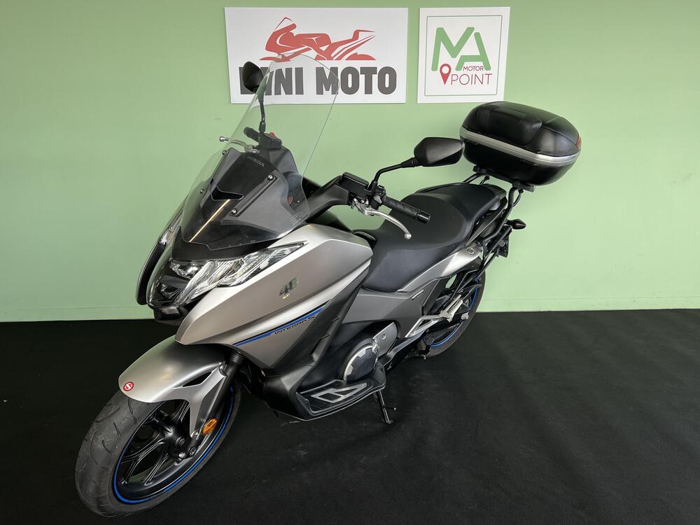 Honda Integra 750 DCT Sport (2017) (4)