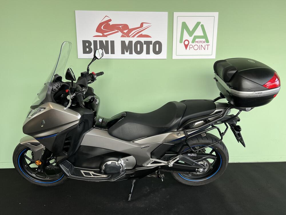 Honda Integra 750 DCT Sport (2017) (5)