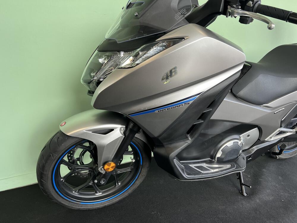Honda Integra 750 DCT Sport (2017) (16)