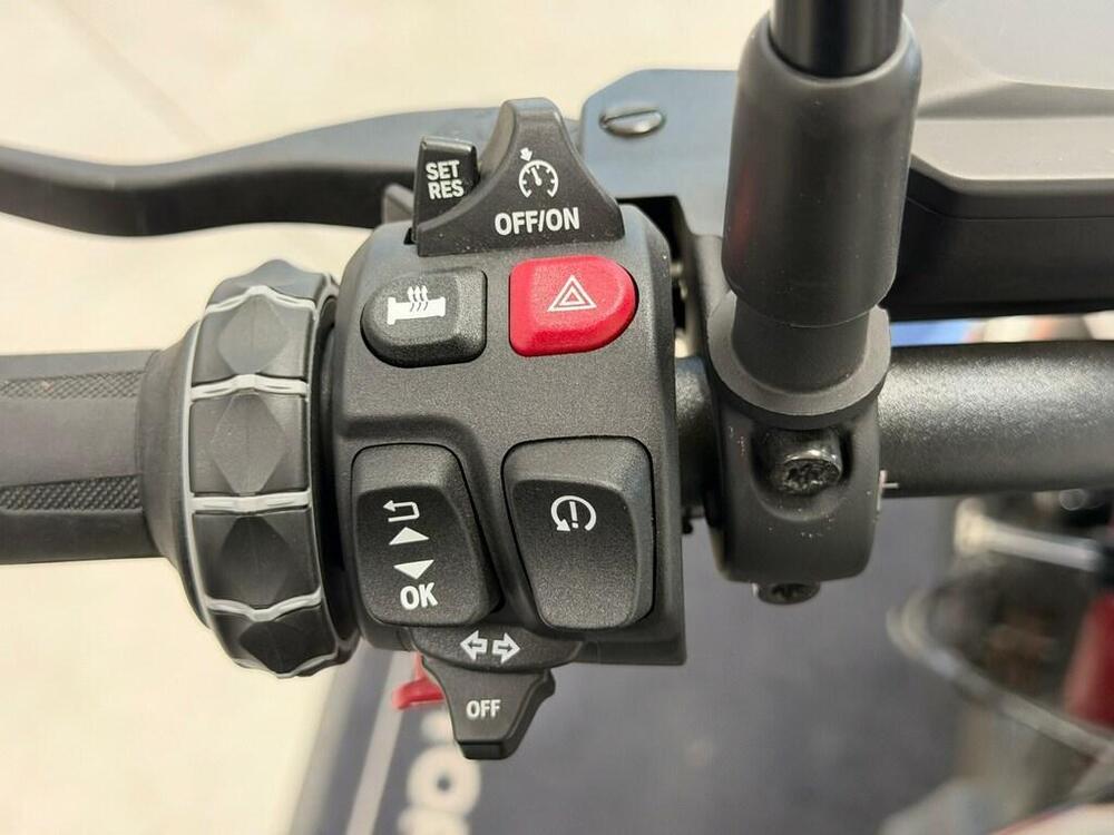 Bmw R 12 (2024 - 26) (8)