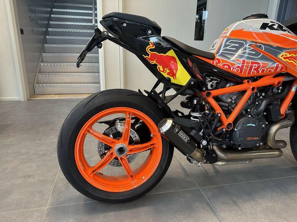 KTM 1290 Super Duke R (2022 - 23) (4)