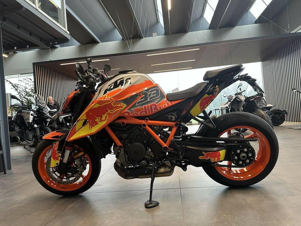 KTM 1290 Super Duke R (2022 - 23) (6)